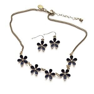 Charming Charlie Blue Flower Necklace and Earring Set marked